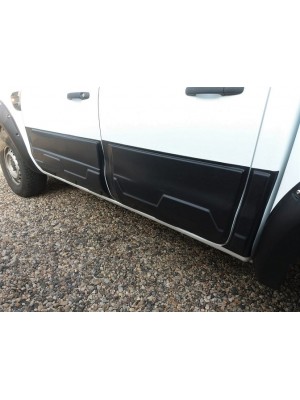 Boční lišty dveří Ford Ranger T6/T7/T8 - verze bez imitace šroubků